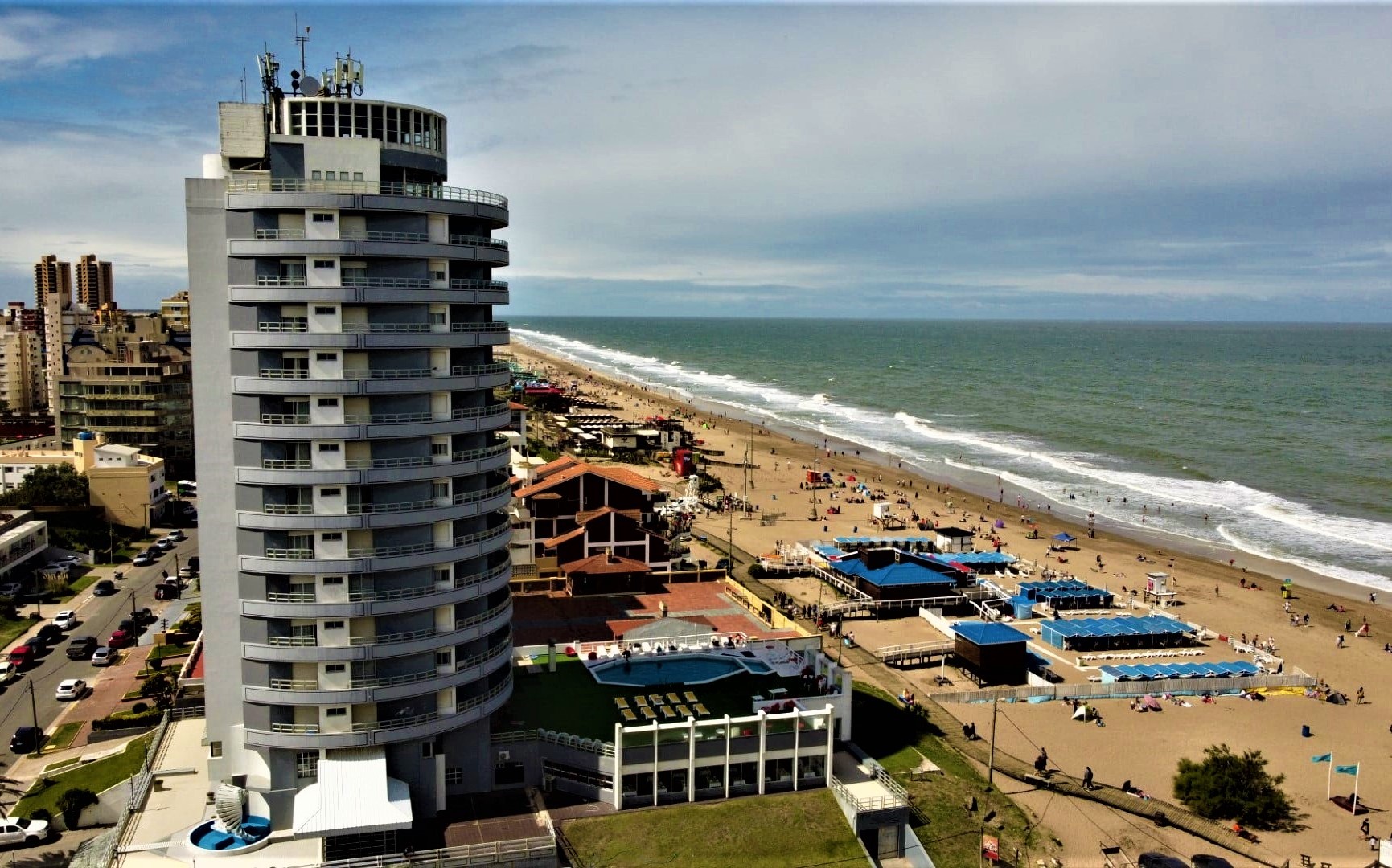 Bosque y Mar en Argentina Villa Gesell MICE LATAM TV