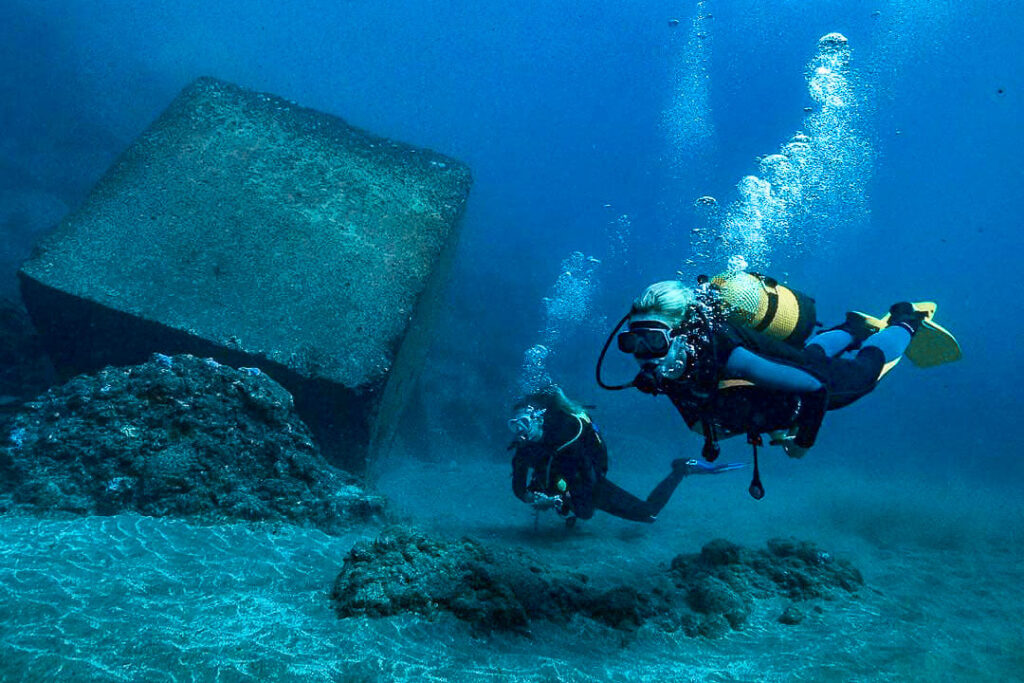 Buceo de Clase Mundial: Los Secretos Submarinos de Cozumel, México.
