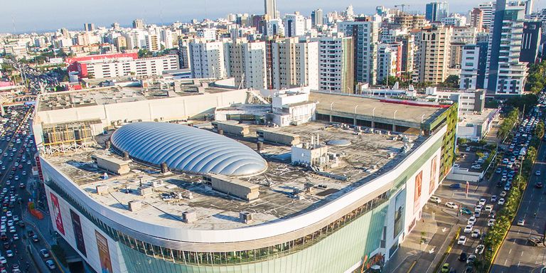 Crecimiento Económico Sostenido: República Dominicana Destaca en la Región.