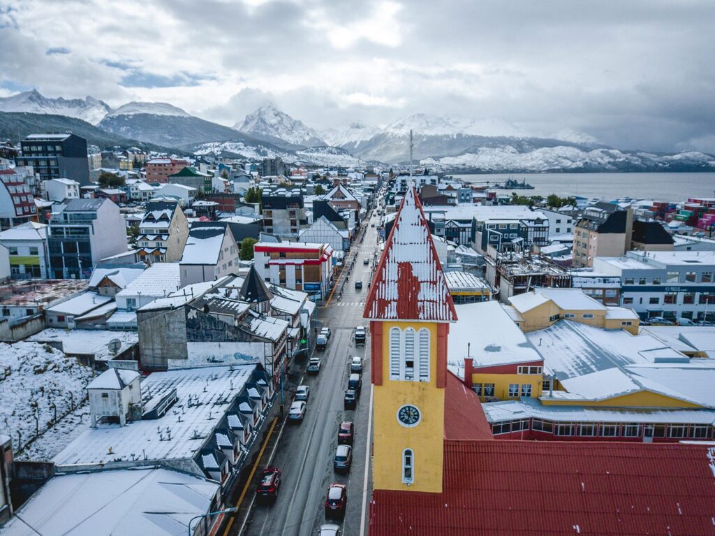 Argentina: Ushuaia, la ciudad del fin del mundo, seduce con sus paisajes australes.